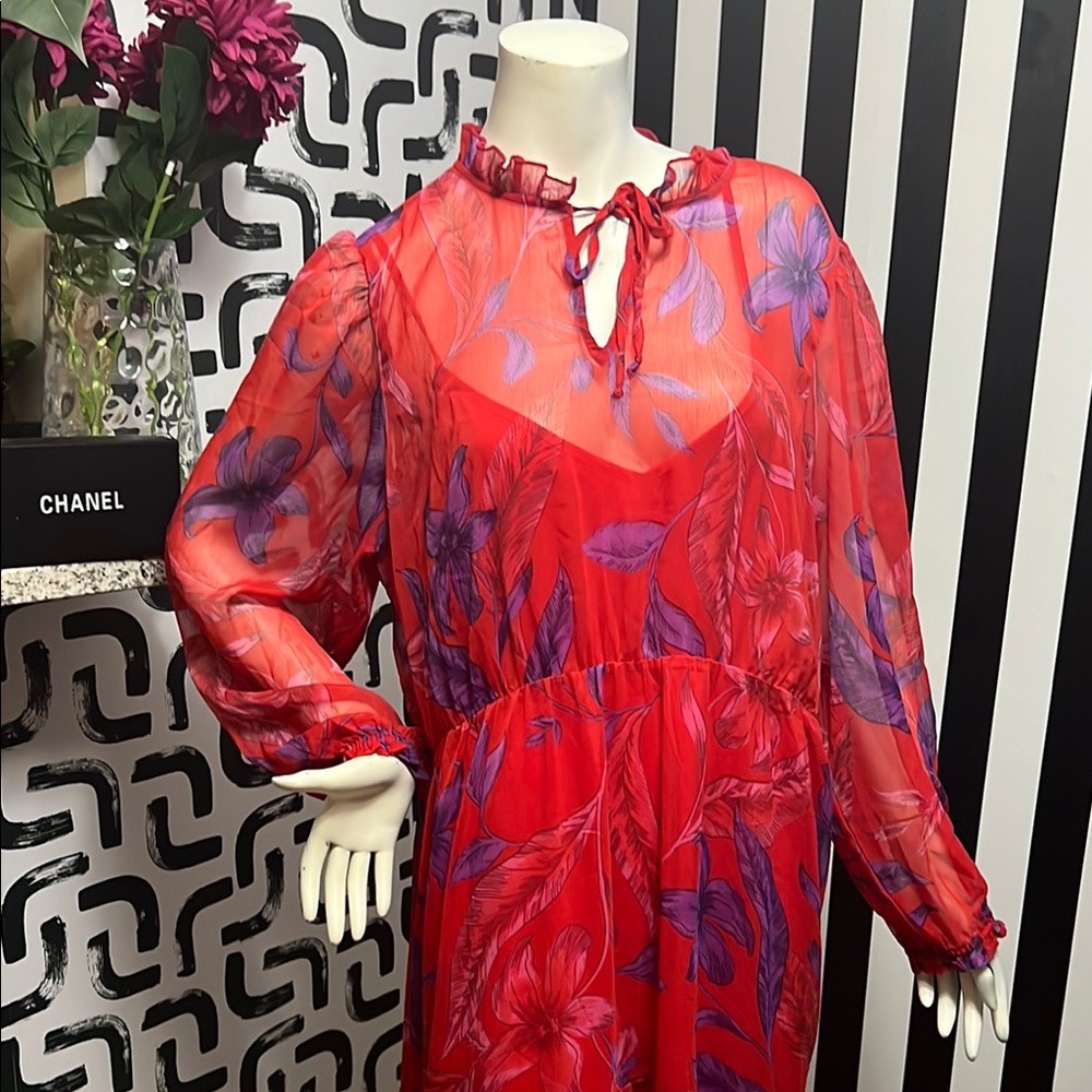 Elegant Long Sleeve Floral Dress in Red and Purple